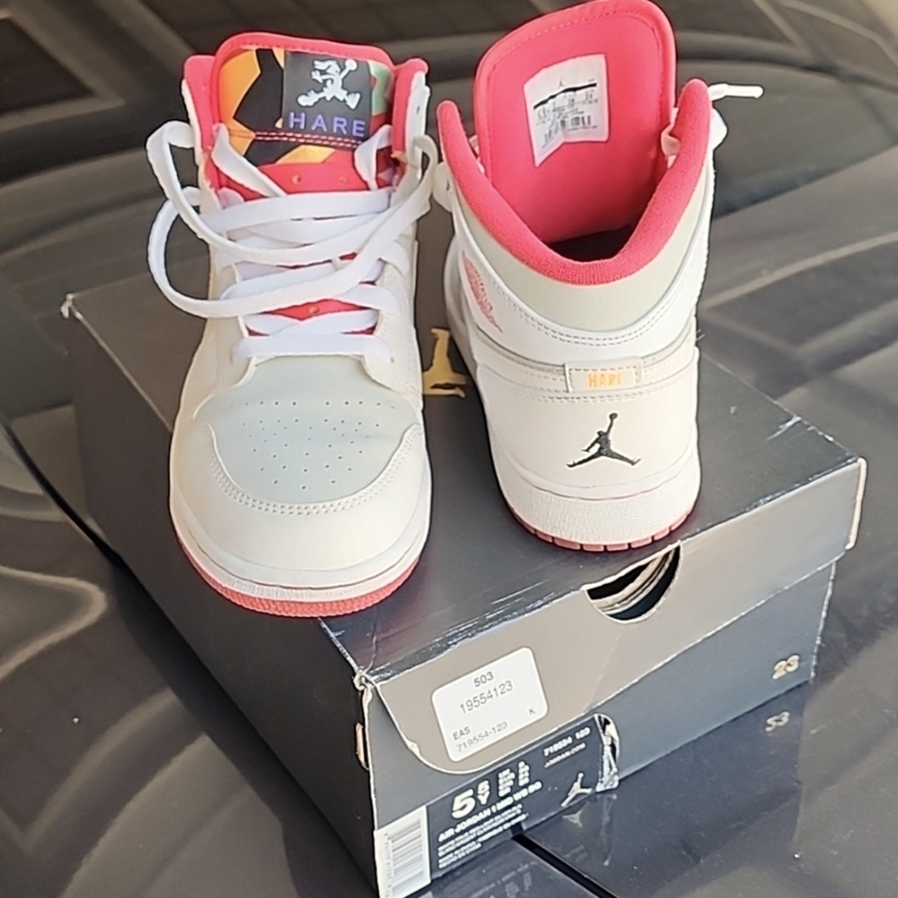 Jordan 1 MID WB BG, SIZE 5.5Y